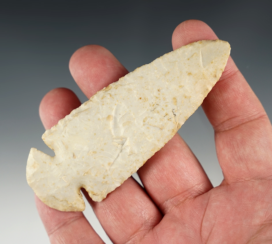 3 13/16" Dovetail found in Madison Co., Illinois. Minor modern retouch to the tip .