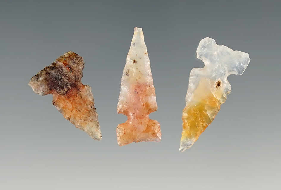 Set of 3 colorful New Mexico Arrowheads in good condition. The largest is 1".