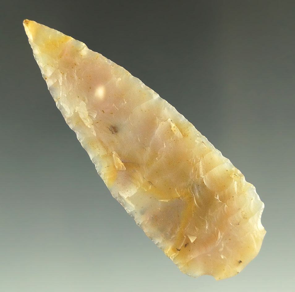 2 11/16" snapped base point found in Mesa County Colorado. Attractive white/yellow chalcedony.