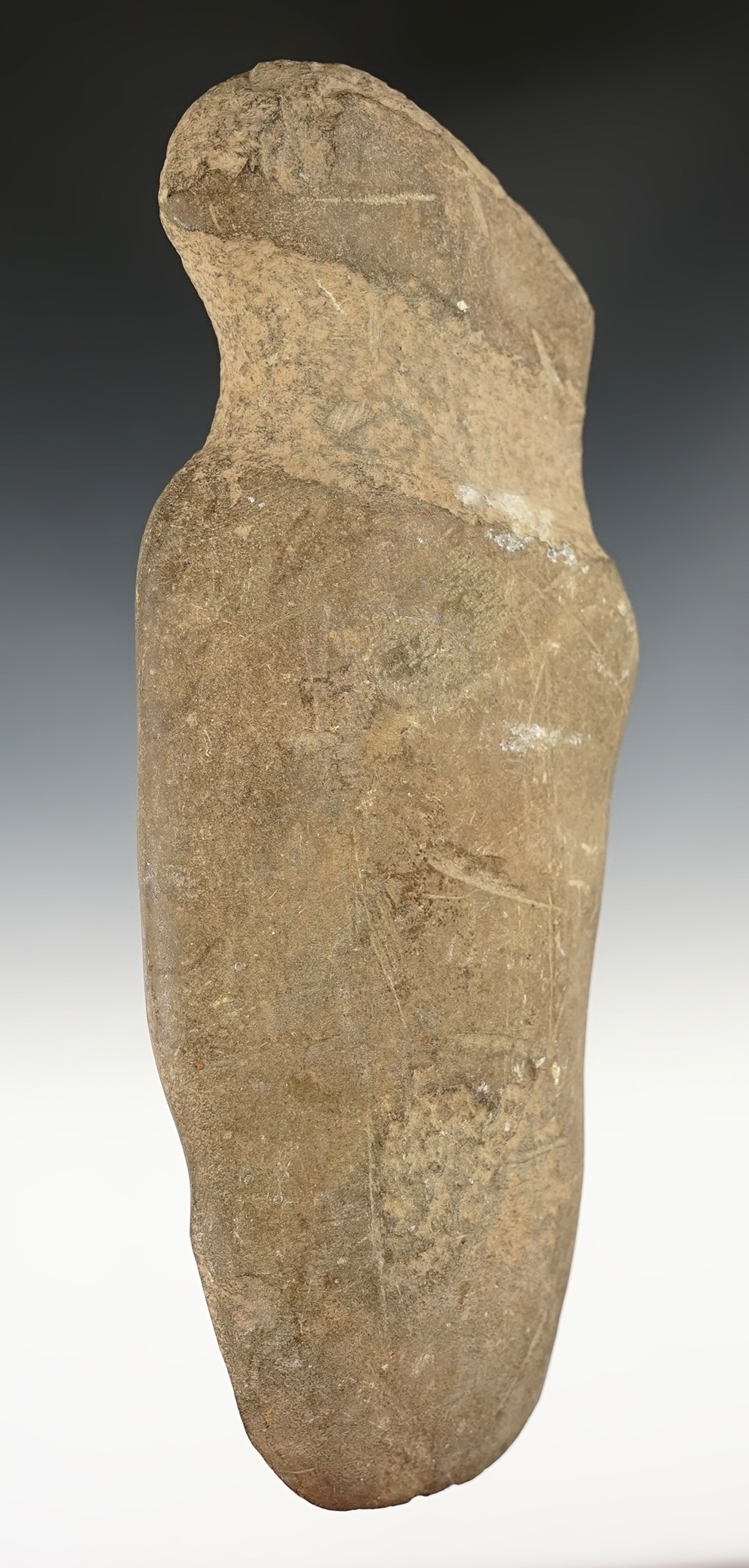 8 1/4" long 3/4 Grooved Axe in excellent condition. Found in the Eastern U.S.