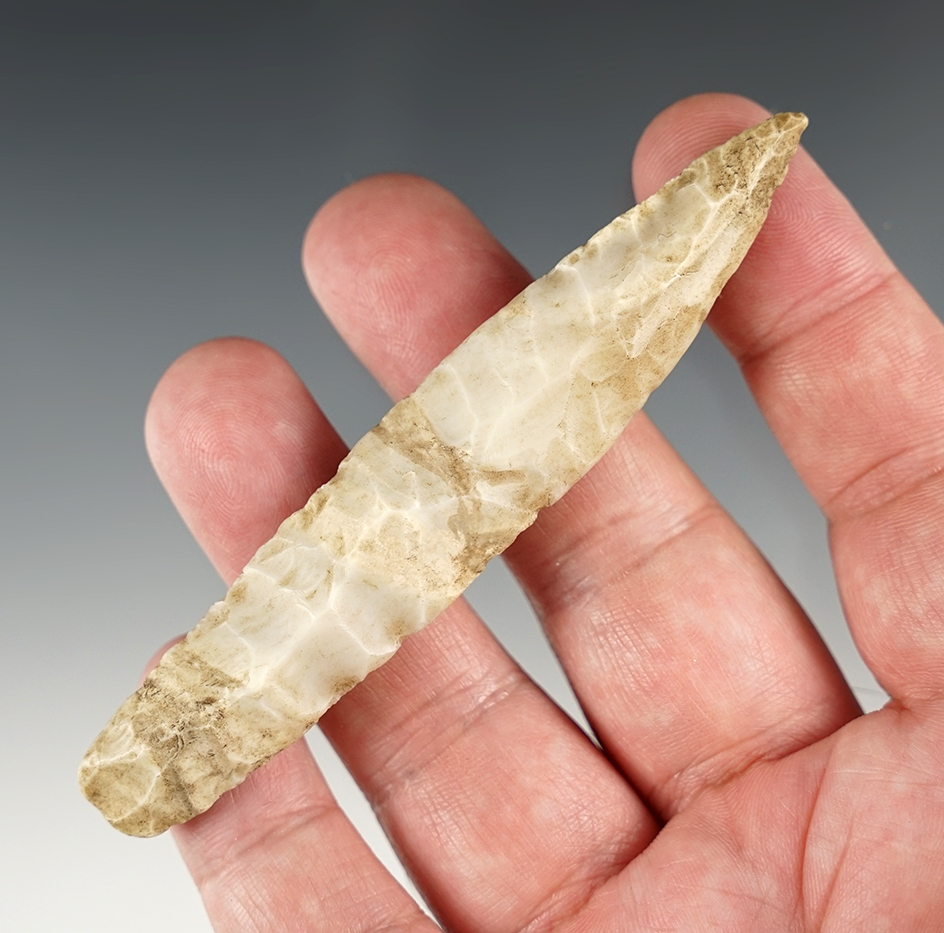 Fine and uniquely styled  4" Missouri point that was used as a Drill or Awl.