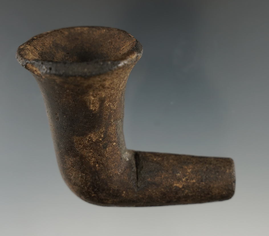 2 1/4" x 3" Iroquois clay Trumpet Pipe with no restoration. Found in New York.