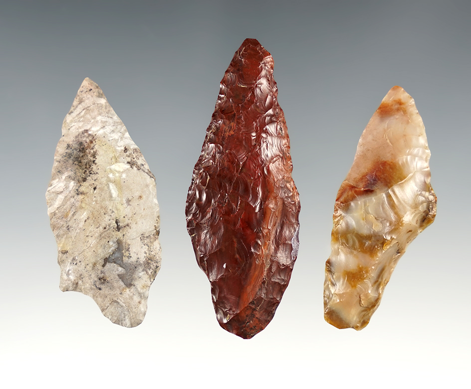 Set of 3 nicely made Knives found in Paterson, Washington. The largest is 2 5/8".