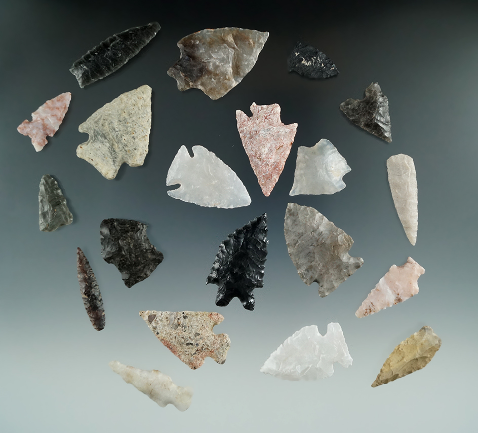 Group of 20 assorted arrowheads and Knives found in Utah, largest is 1 5/8".
