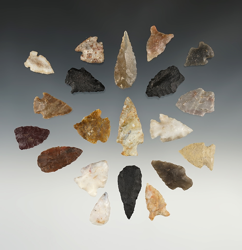 Set of 20 New Mexico points in good condition. The largest is 1 9/16".