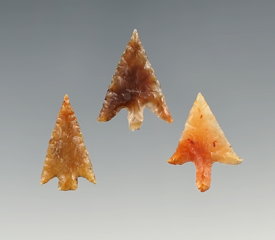 Set of 3 finely made Wallula points found in Wasco Co., Oregon. The largest is 3/4".