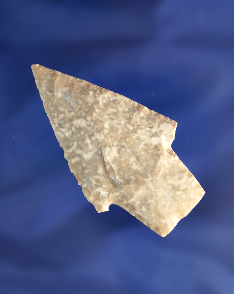 Excellent flaking and style on this 2 1/2" Bulverde found in Texas. Ex. Helen DeMoss collection.