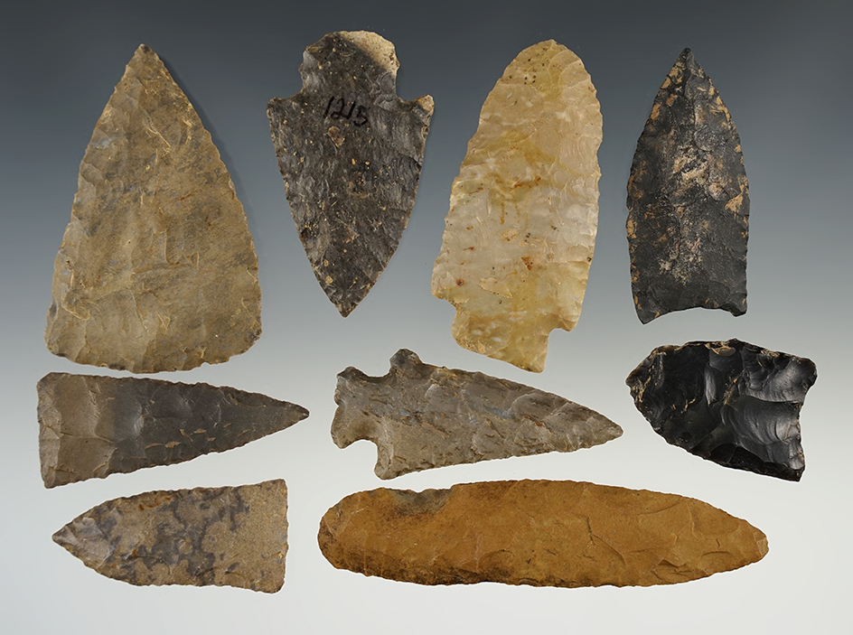 Set of 9 assorted Kentucky/Tennessee points in great condition. The largest is 3 1/2".