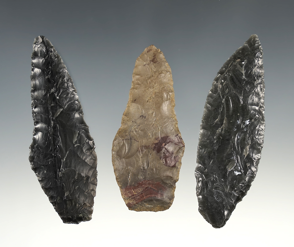 Set of 3 Washington/Oregon points/blades. The largest 3 1/4".