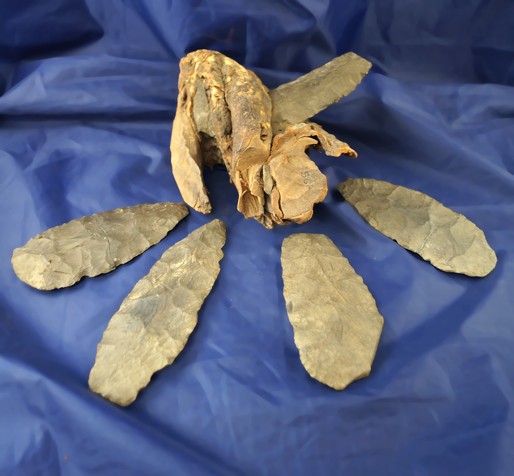 Unique Cache find! Set of 5 Cache Blades and Knives  found in 1907 at Fishers Ferry, New York