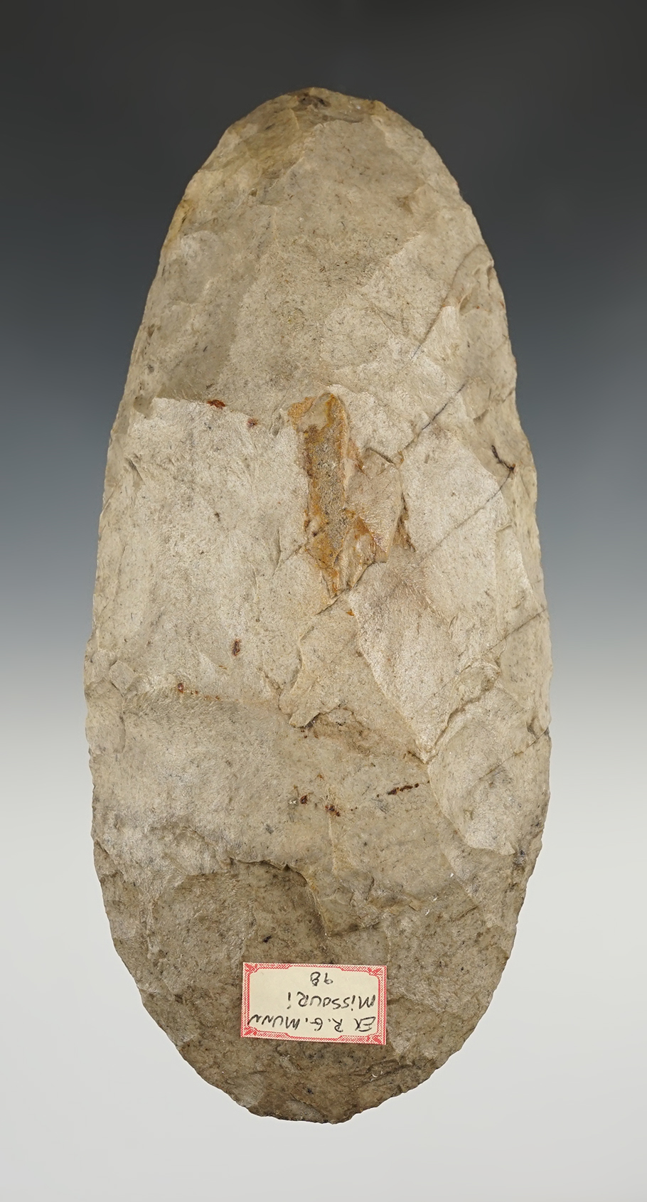 Well made 7 9/16" Hoe found in Missouri. Ex. R. G. Munn collection.