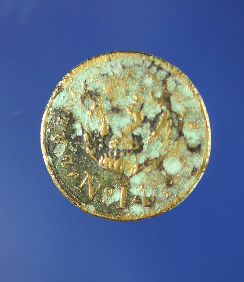 5/8" heavily patinated Button.    Columbia River.