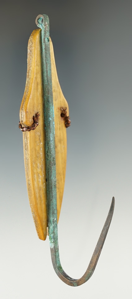 Vintage 4 1/2" native made fishing lure from Alaska.