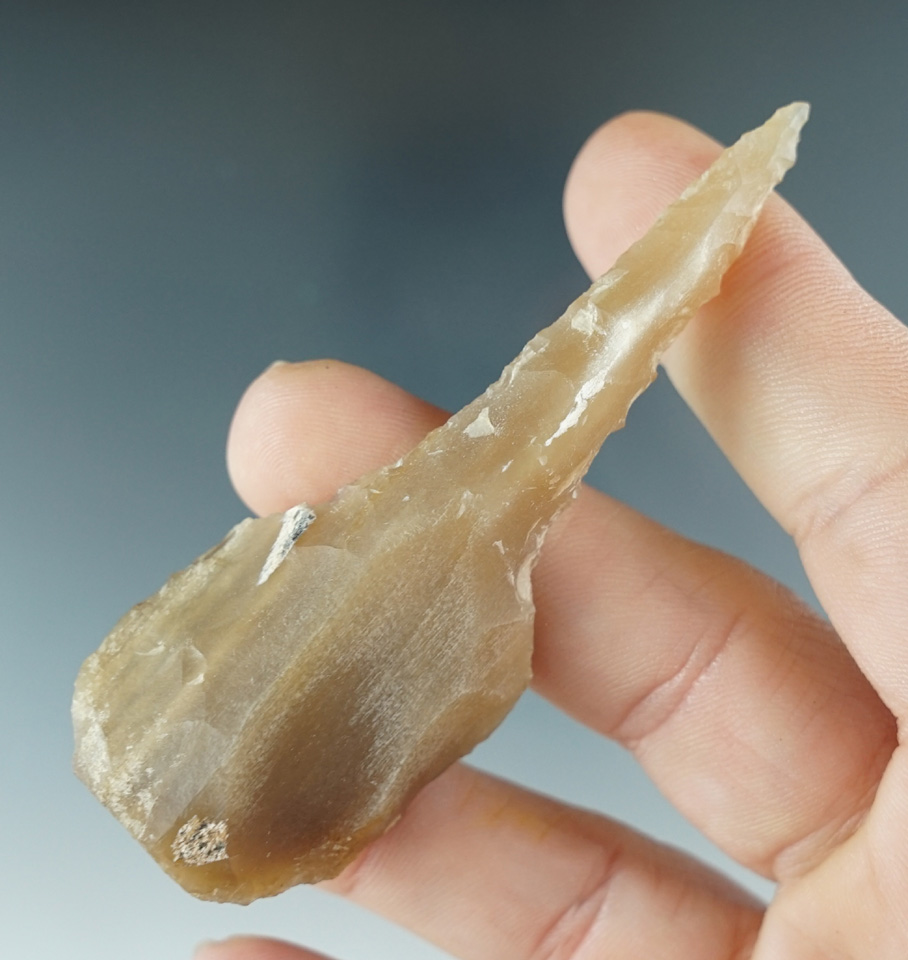 3 1/8" Agate Awl found by Norma Berg between Vantage and Priest Rapids, WA.  COA.