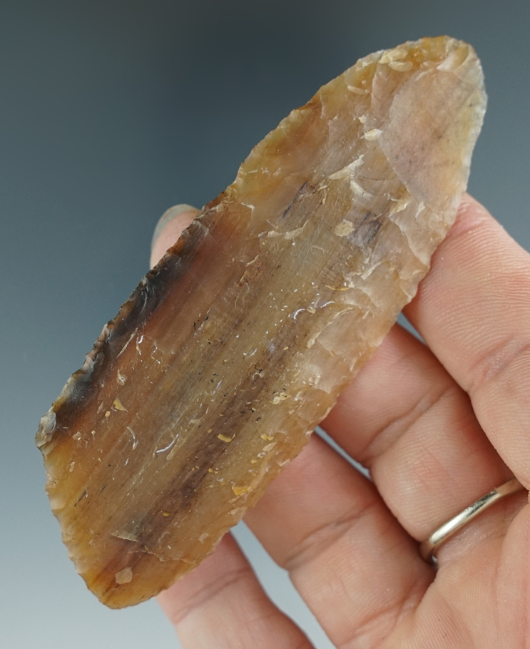 Exceptional! Thin and incredible material on this 3 7/16" Biface Knife - Dawson County Montana.