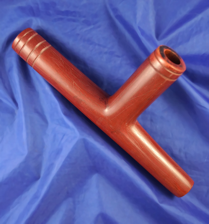 Exceptional! 8 7/8" Large and nice Catlinite T-pipe in excellent condition with engravings