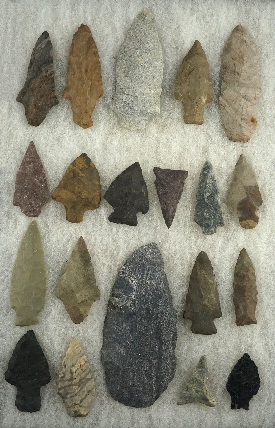 Group of 20 points found in the vicinity of Trenton New Jersey. Ex. Bill Morano. Largest is 4 3/8".