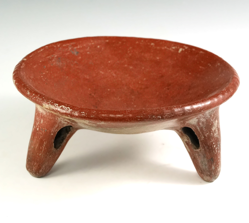 6 3/4" well styled Pre-Columbian Chupicuaro tri-leg bowl in very nice condition.