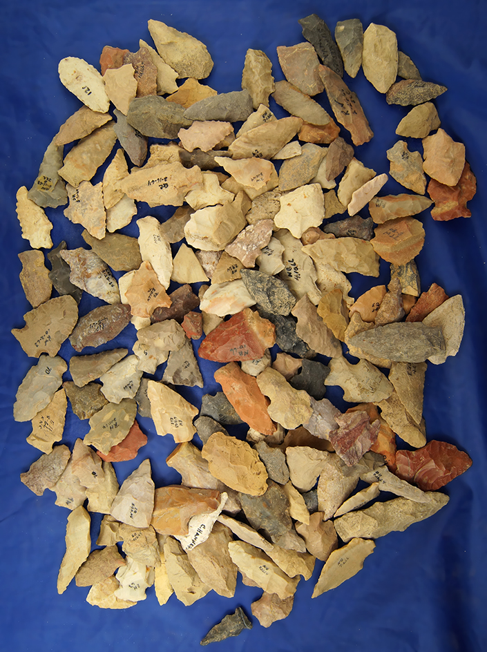 Lot of 150 common and field grade Arrowheads, some damaged  found in Greenup Co., Kentucky.