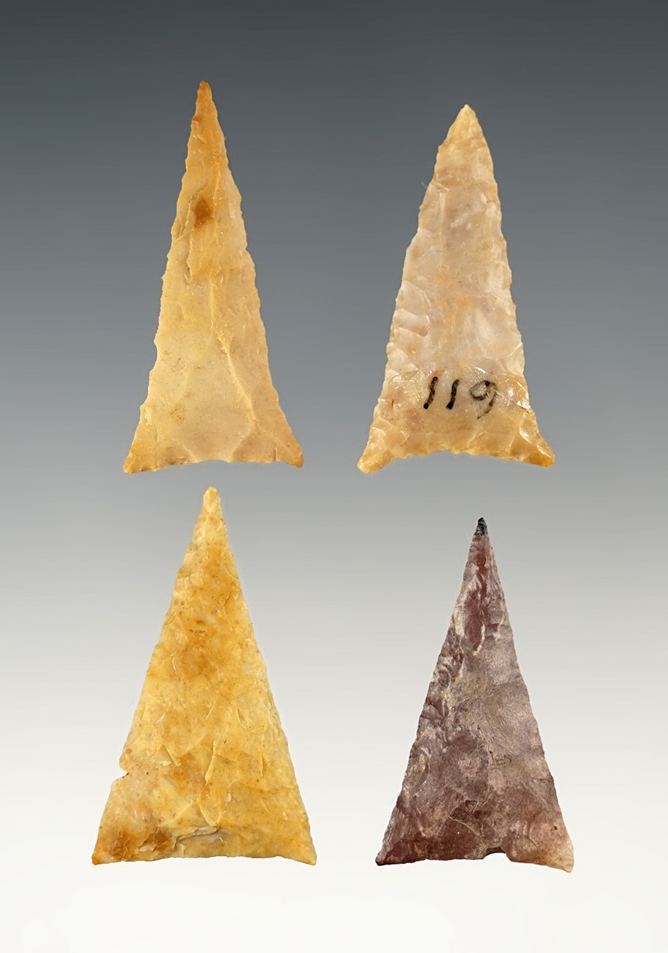 Set of 4 well made Triangle points - Kentucky/Tennessee area. The largest is 1 1/2".