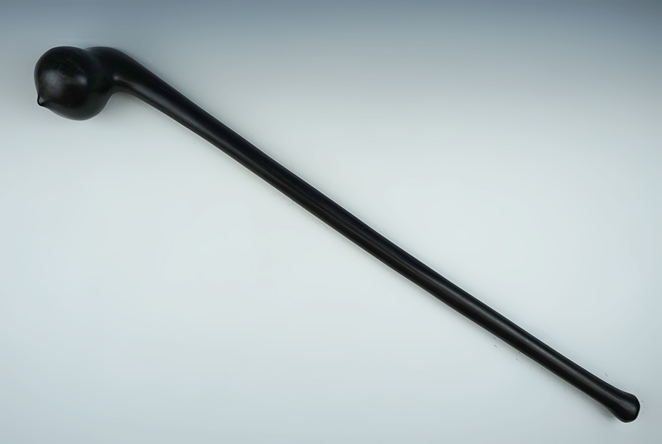 22 5/8" long beautifully polished hardwood African Knobkerrie (club) in excellent condition.