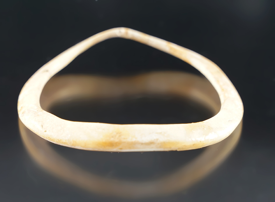 3 3/4" Hohokam Shell Bracelet found in New Mexico, nice large example!