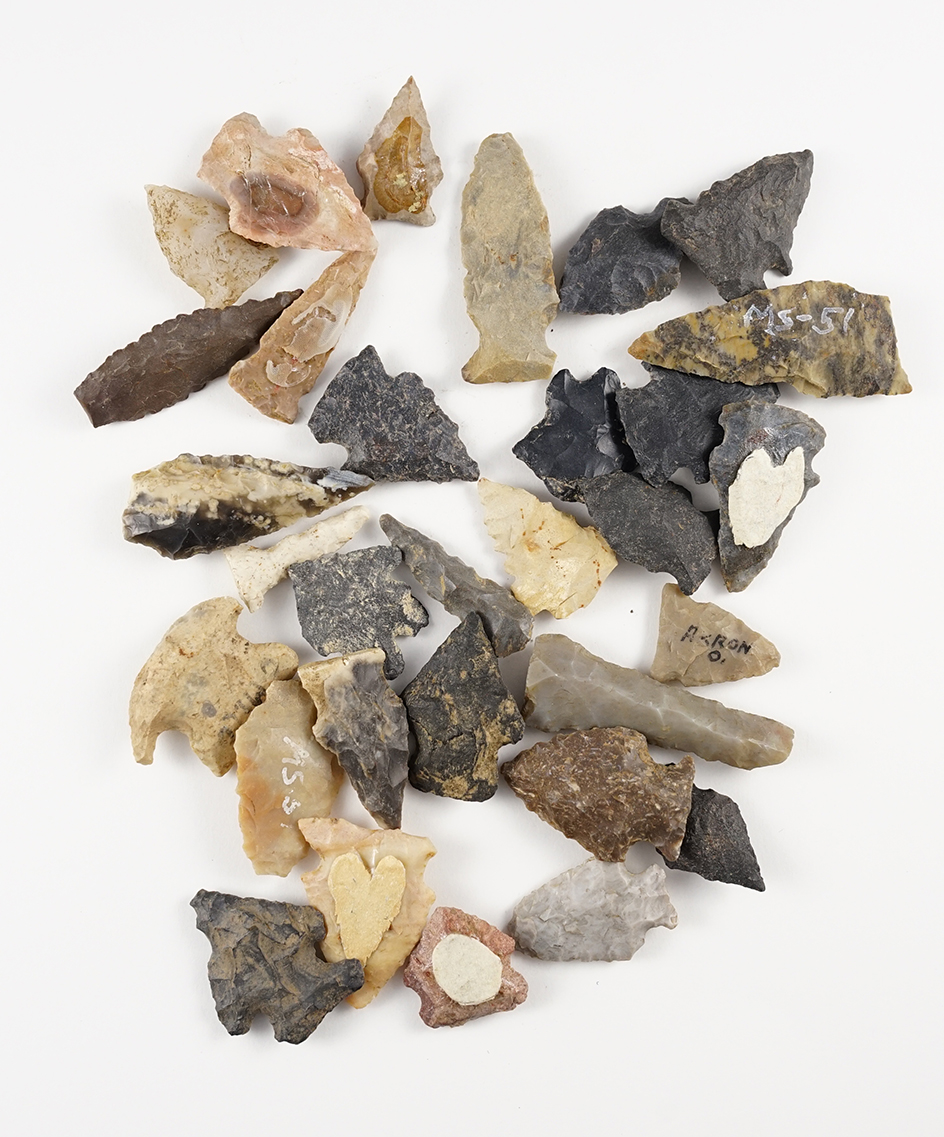 Set of assorted points from Kentucky/Tennessee area. The largest is 1 11/16".