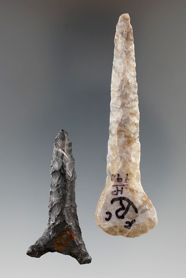 Pair of flint drills found in Ohio.  Largest is 3".