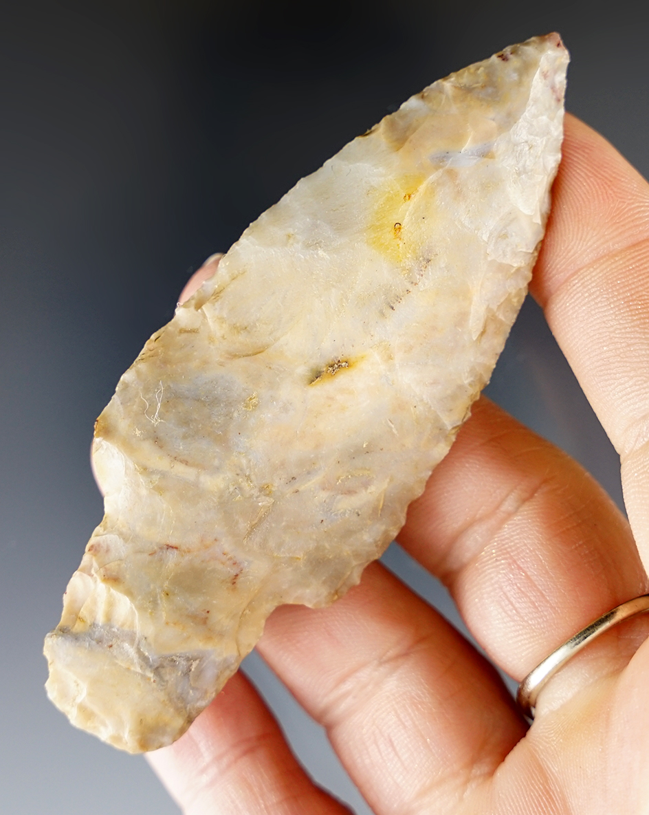 Colorful and well made Indiana Adena Point that measures 3 3/8".