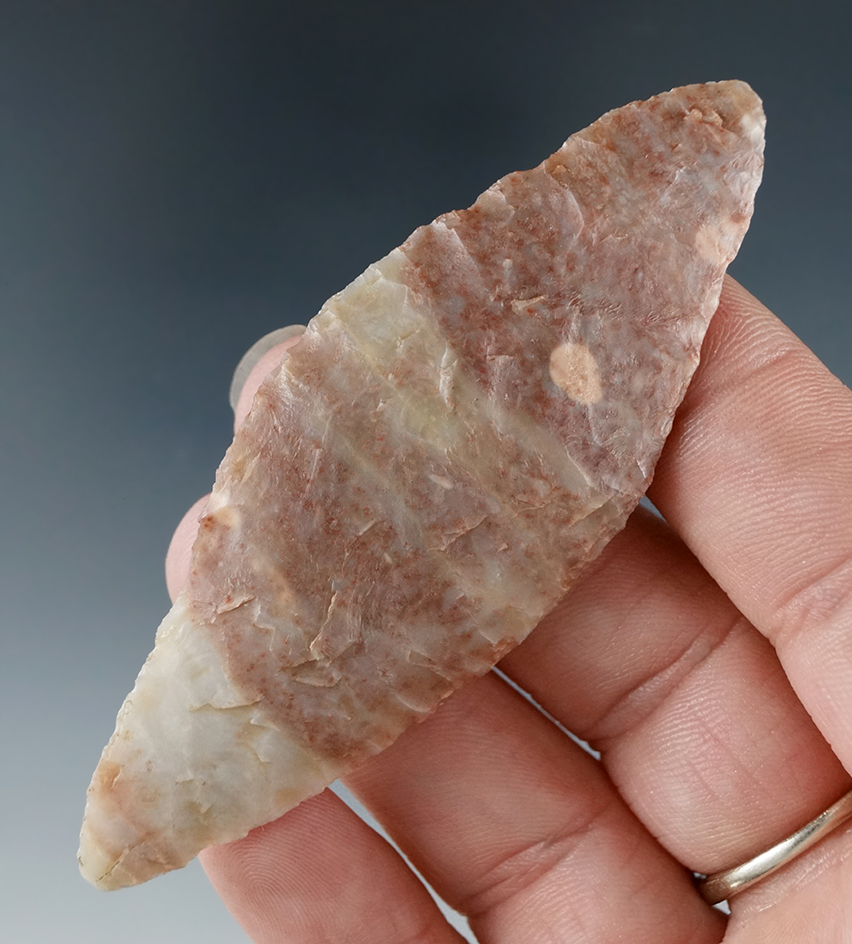 Very nicely made 3 1/8" Alibates Flint Harahey knife found in Kansas.