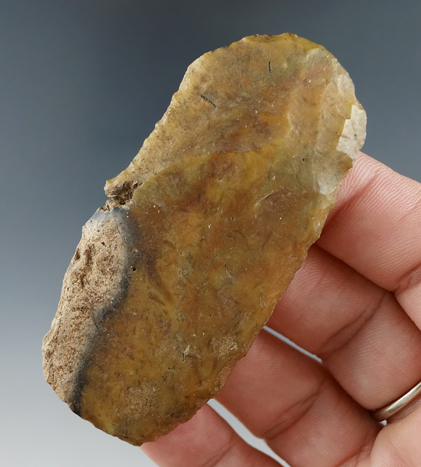 Excellent flaking, style and patina on this 2 13/16" Uniface knife found in northern Florida.