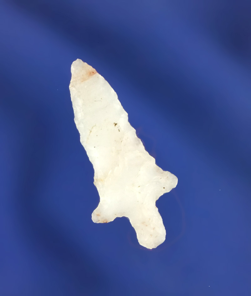 Nice flared ears of this 1 and 1/16" Stemmed Gempoint found near the Columbia River, Washington.