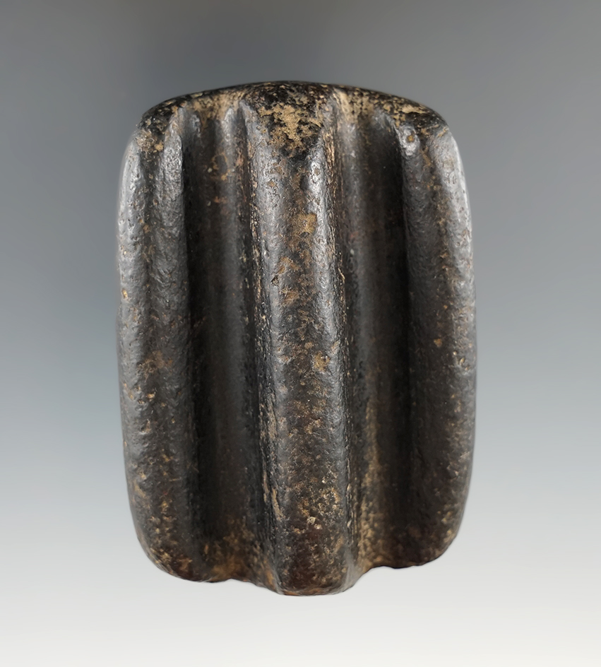 Excellent style on this well used 2 5/8" long Double Groove Shaft Straightener, found in Arizona.