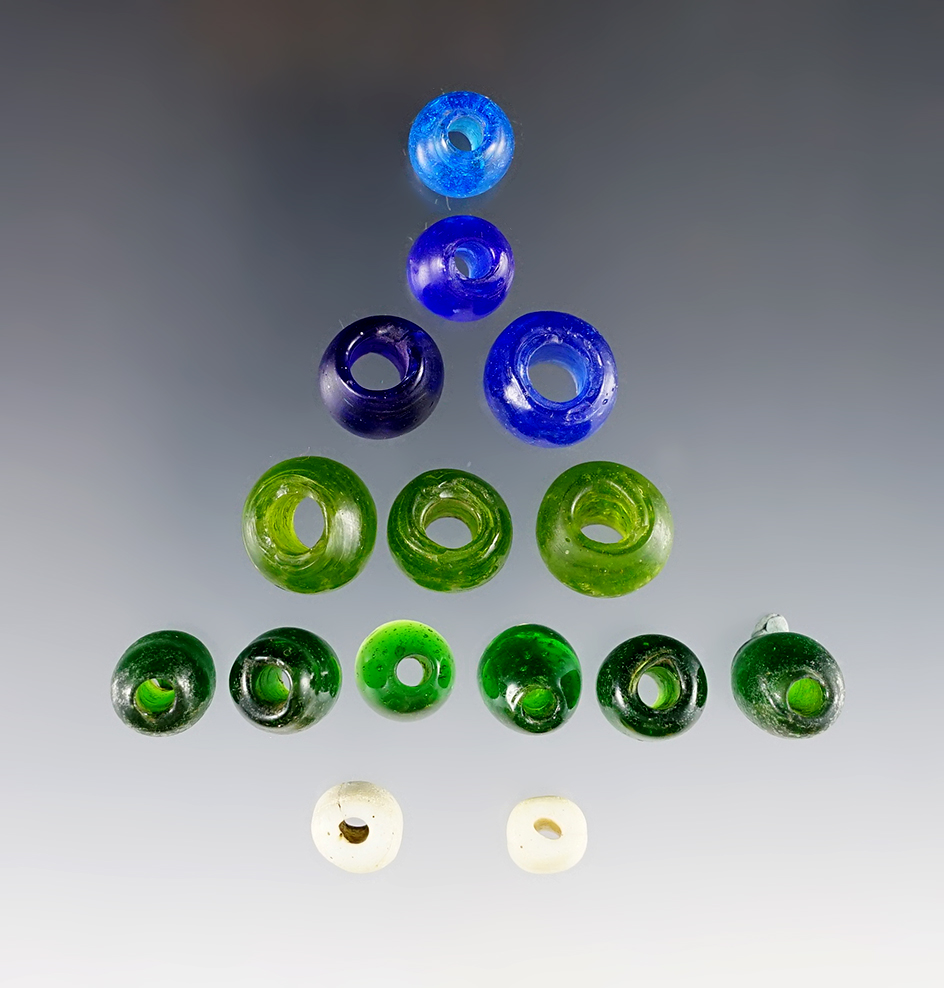Group of 13 assorted vintage glass beads. Largest is 9/16".