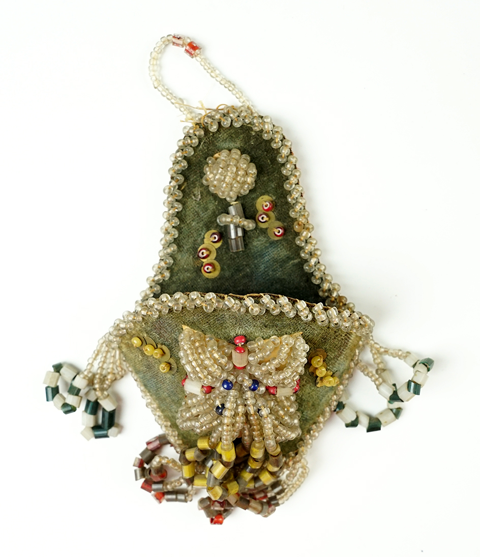 Excellent example of vintage Iroquois beadwork. 5" tall, circa 1890-1920's. 