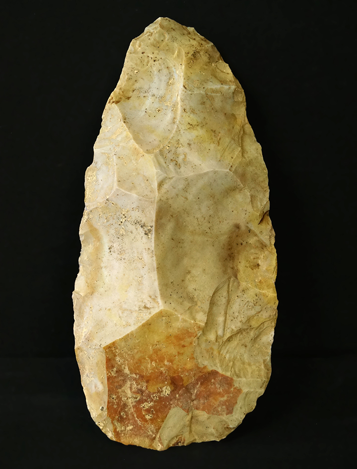 8 1/2" Flint Ridge Preform - Licking Co., Ohio. This is a very large Flint Ridge item! Bennett COA.
