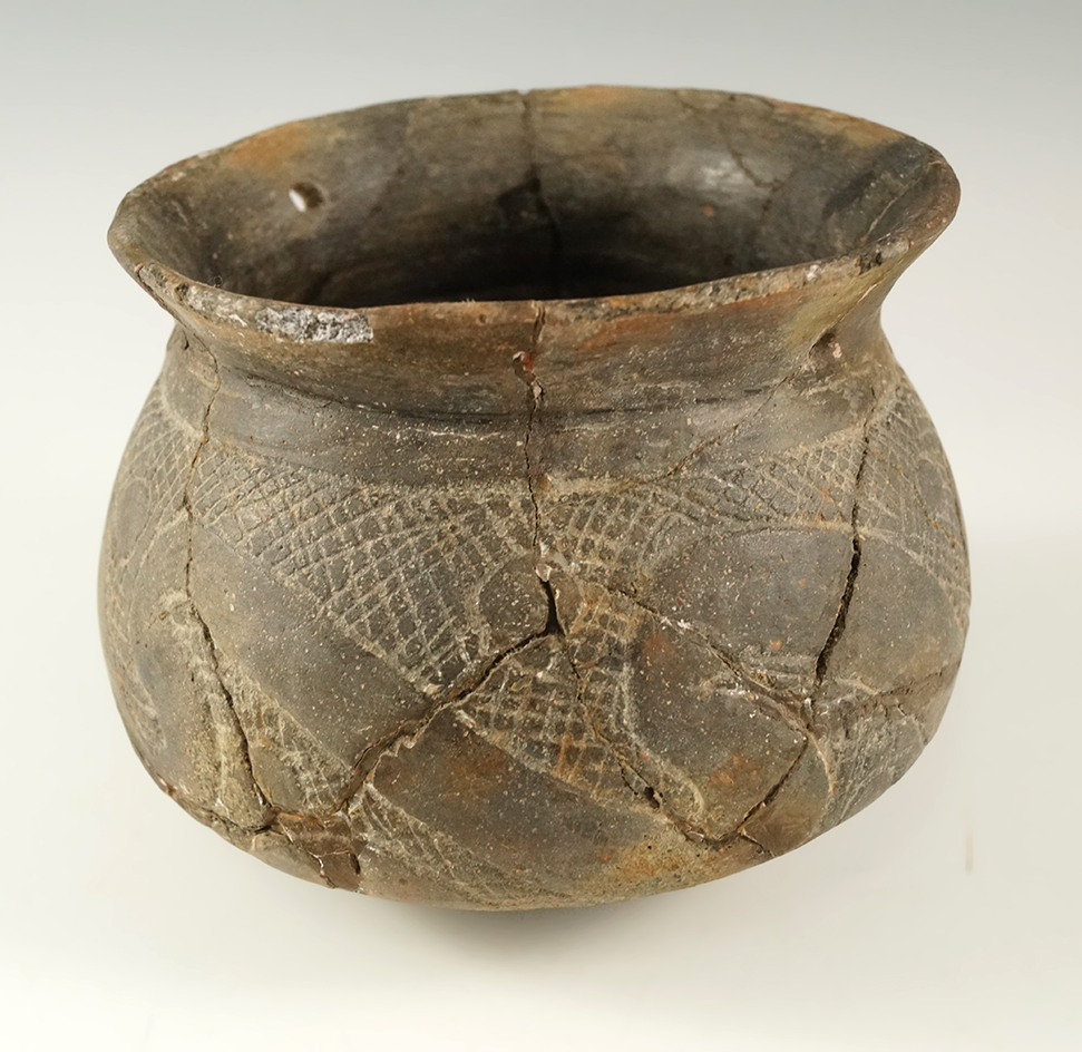 4 3/4" wide by 3 1/2" tall Hodges Engraved Jar (SW Arkansas/E. Texas)