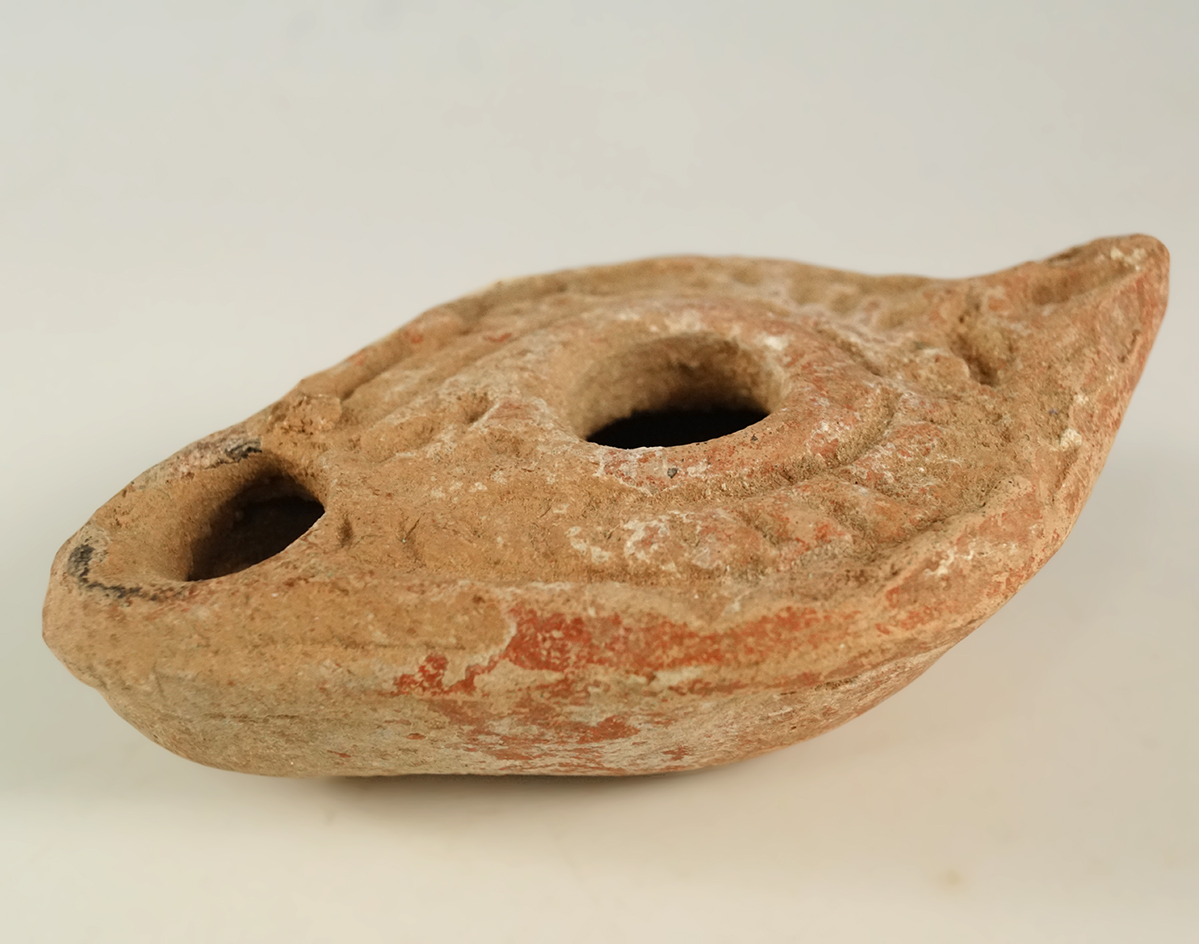 4 1/8" authentic Holylands oil lamp made from clay.