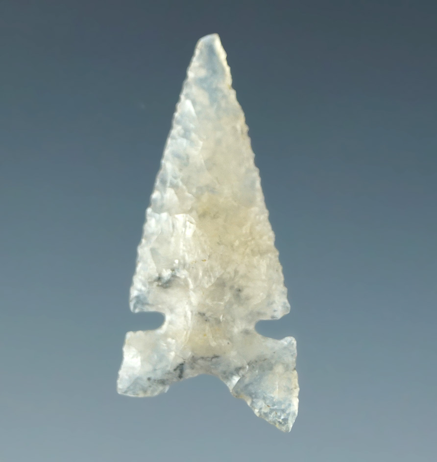 1" Desert Delta that is well styled and nicely flaked from highly translucent agate. California.