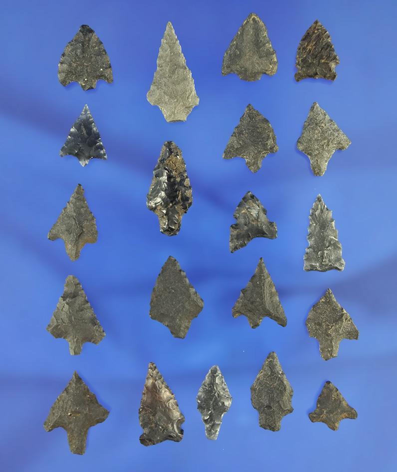 Set of 20 assorted small arrowheads, largest is 15/16". California.