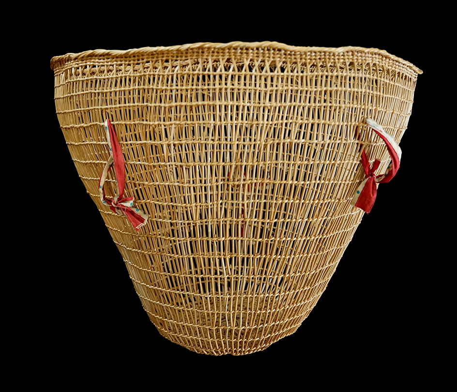 Large 23" wide x 19" tall Tolowa Wood Basket in very good condition, from Northern California. 