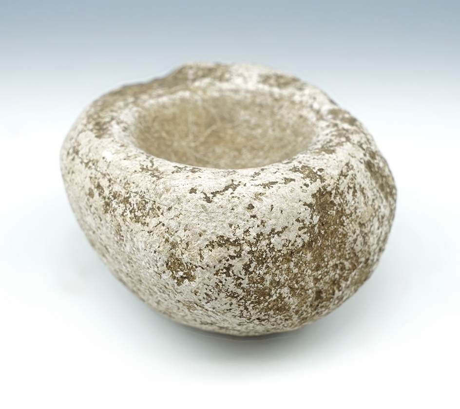 3 1/2" wide unique double purpose tool. Grinding pallet on one side w/arrow shaft polisher. NM.