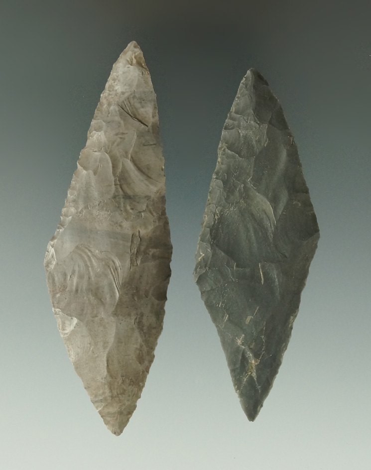 Pair of Harahey Knives in good condition, largest is 3 1/2", found in the Kansas area.