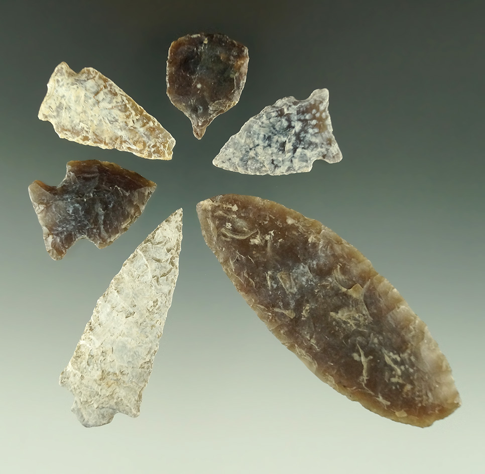 Set of six assorted arrowheads and knives found in the Dakotas, largest is 3".