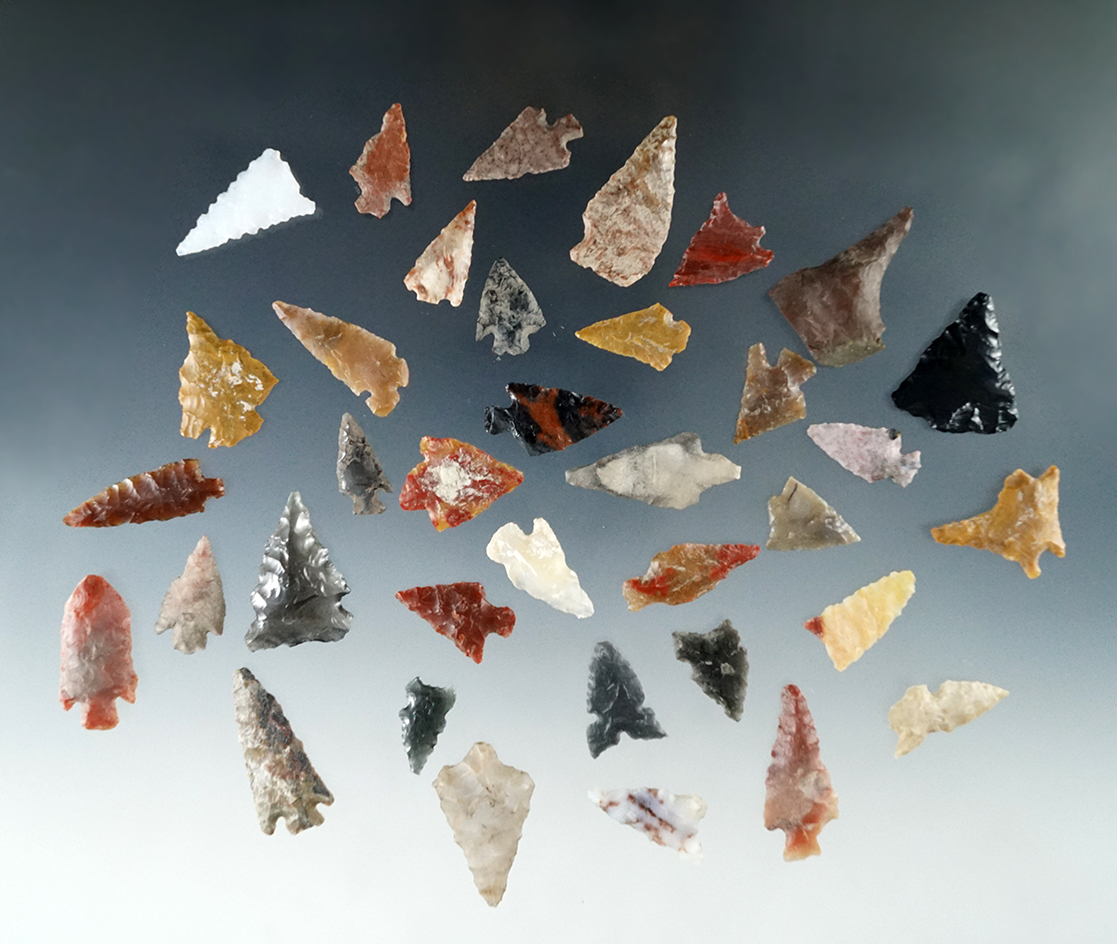 Set of 36 assorted Columbia River arrowheads and tools found in Washington and Oregon, largest is 1