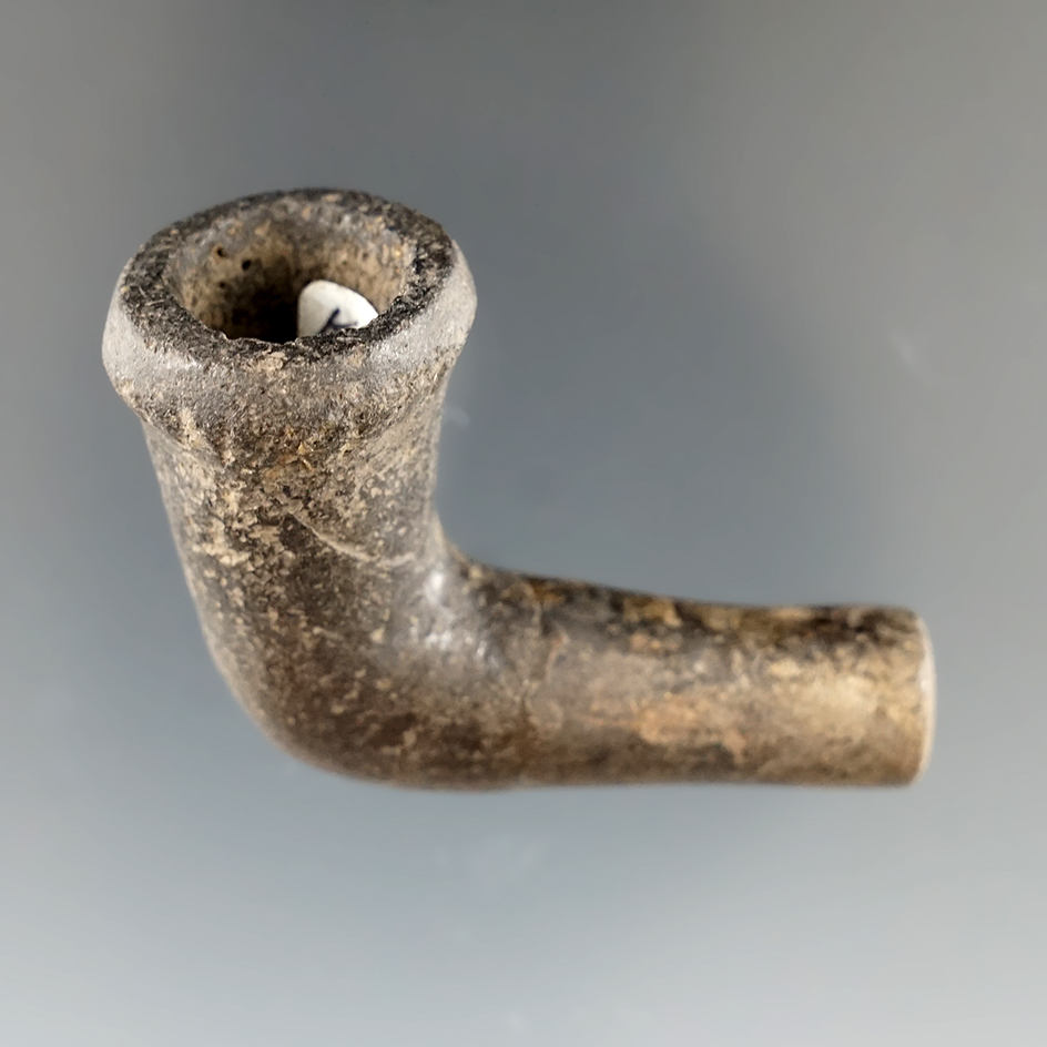Uniquely styled line design on this 1 7/8" long miniature Iroquois trumpet pipe - New York.