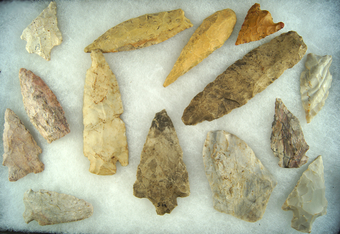 Group of 14 assorted Missouri flaked artifacts, largest is 4 11/16".