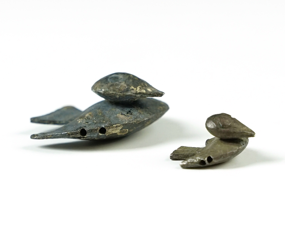 Pair of beautifully crafted Moche Culture Birds styled from mixed metal. Very well-designed.