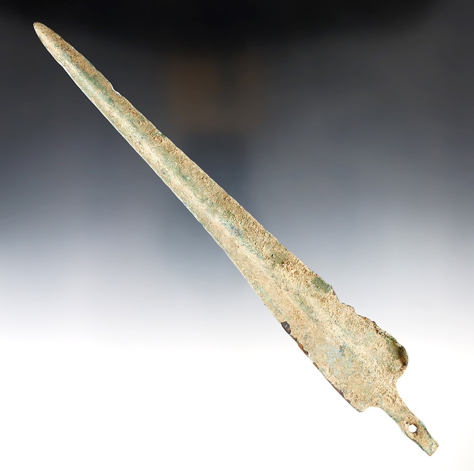 10 3/16" long Old World Dagger that is very heavily patinated.
