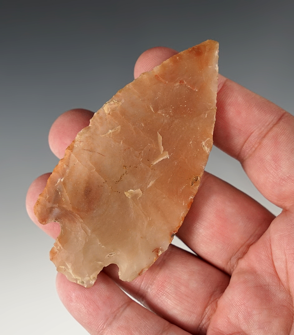 Beautiful style on this 3 7/16" Basal Notch Knife made from semi-translucent Novaculite. Arkansas.